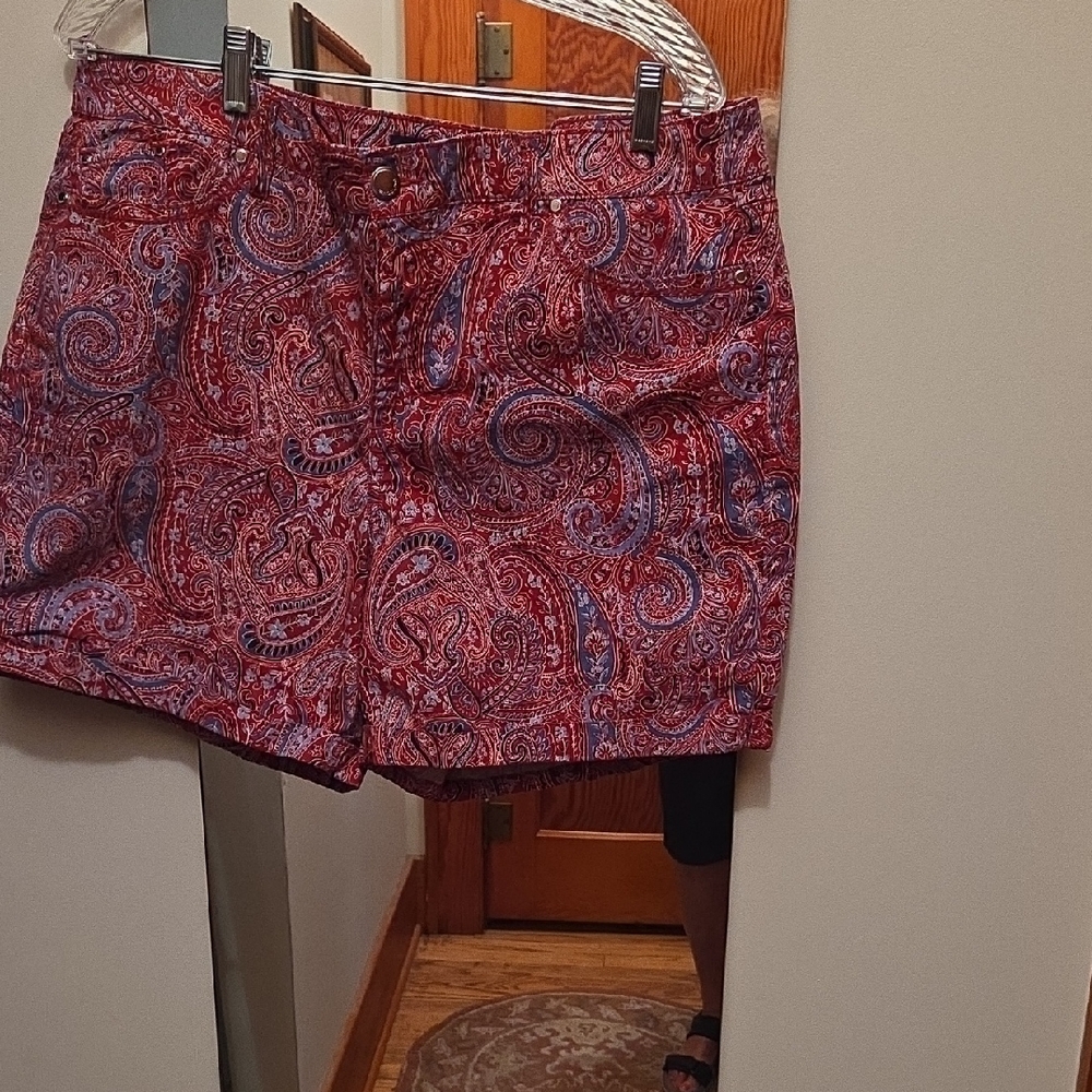 Bandolino Red Paisley Women's Shorts Size 16